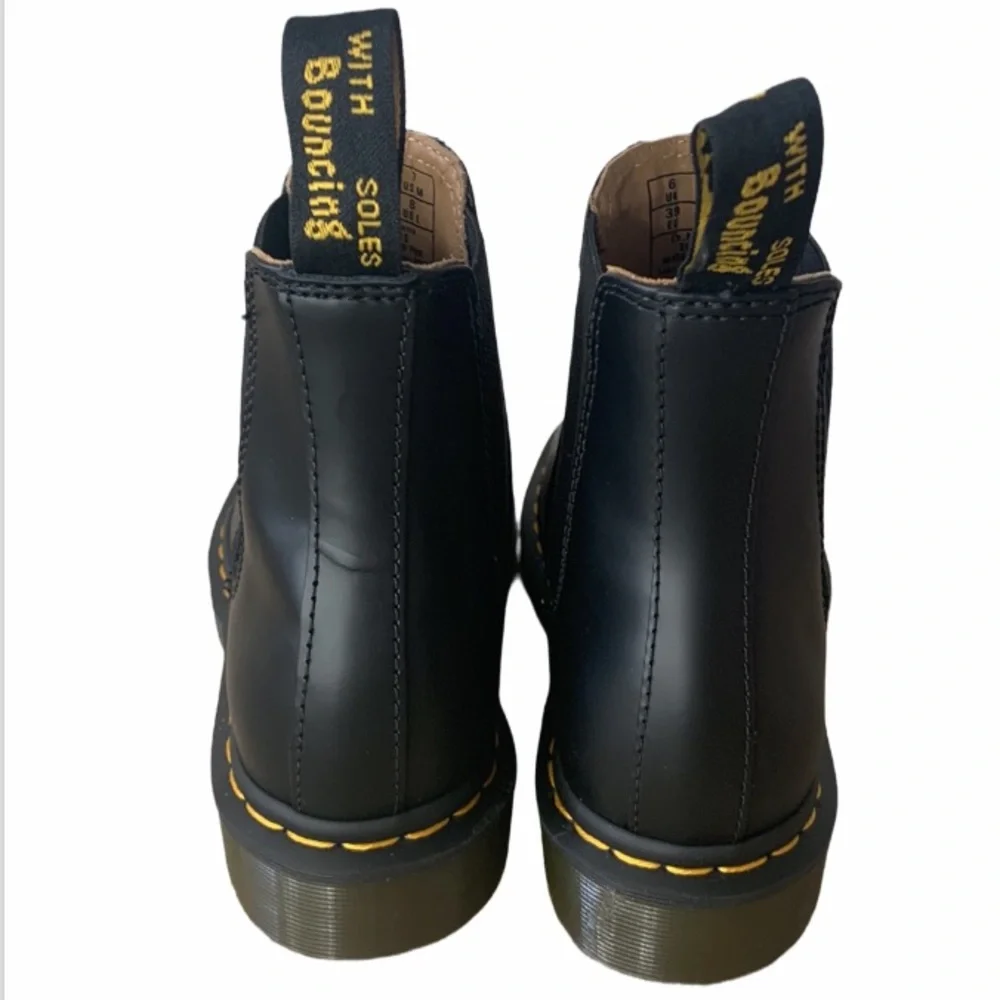 ❌SOLD❌Dr. Martens Chelsea Boot Yellow Stitch - Picture 4 of 8